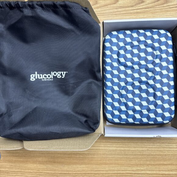 NEW Glucology Diabetes Travel Case Plus Limited Edition Blue Blocks Pattern - Picture 5 of 5